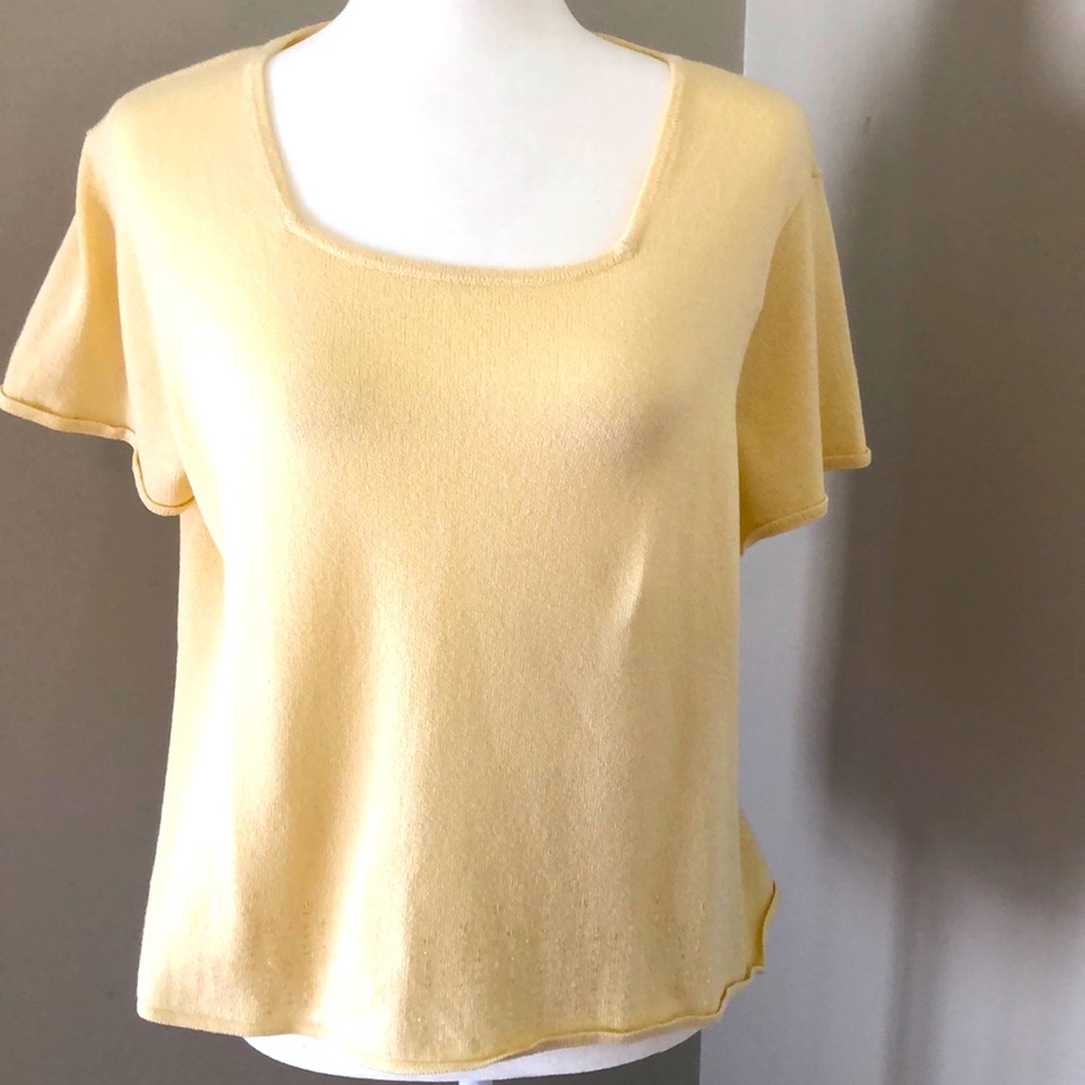 Sweater top first issue squareneck short sleeve XL